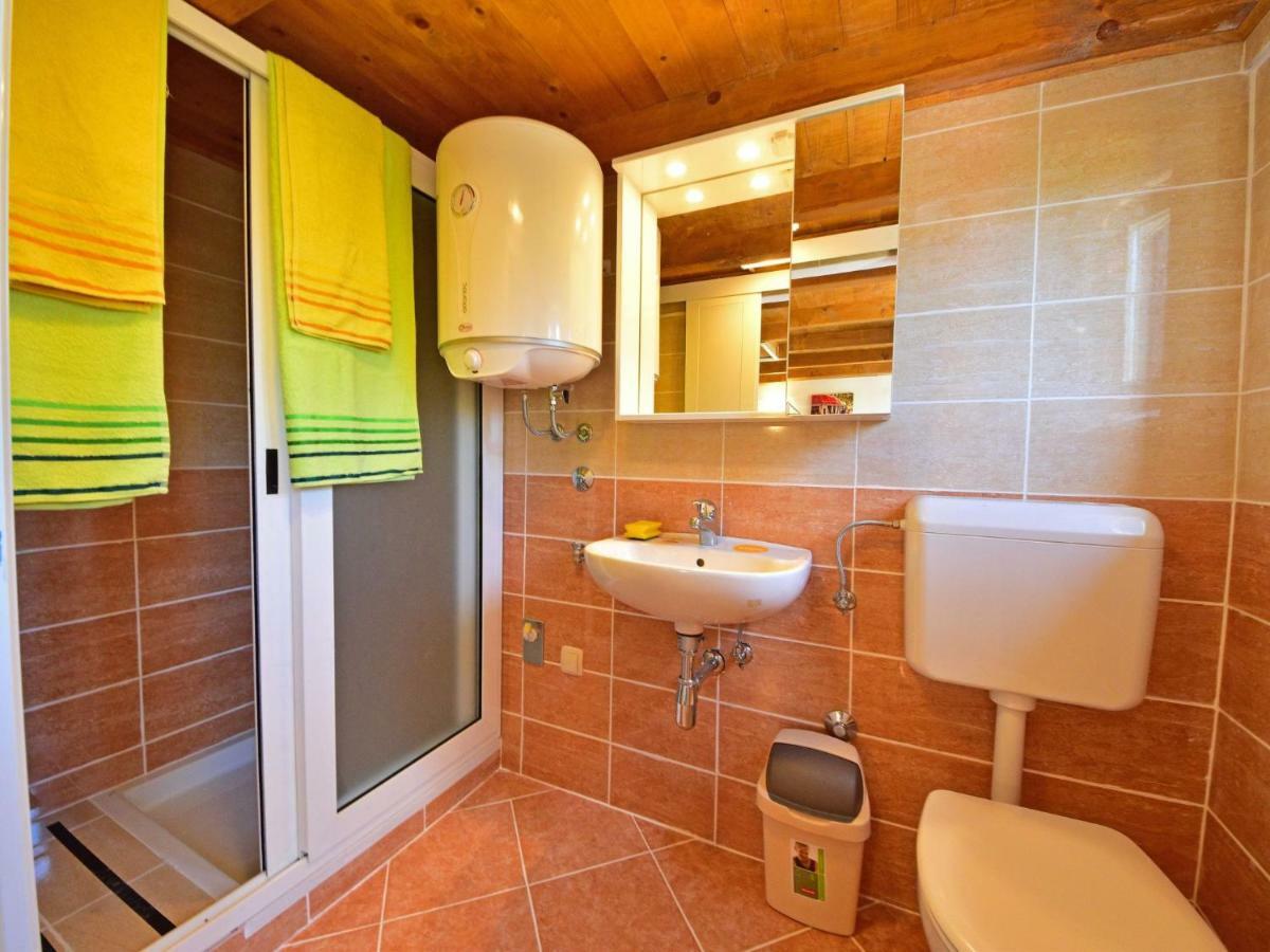Holiday Home Karolina By Interhome Opric 外观 照片
